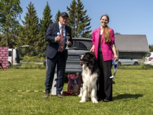 PARIM ISANE 2_Sopranas Grafika